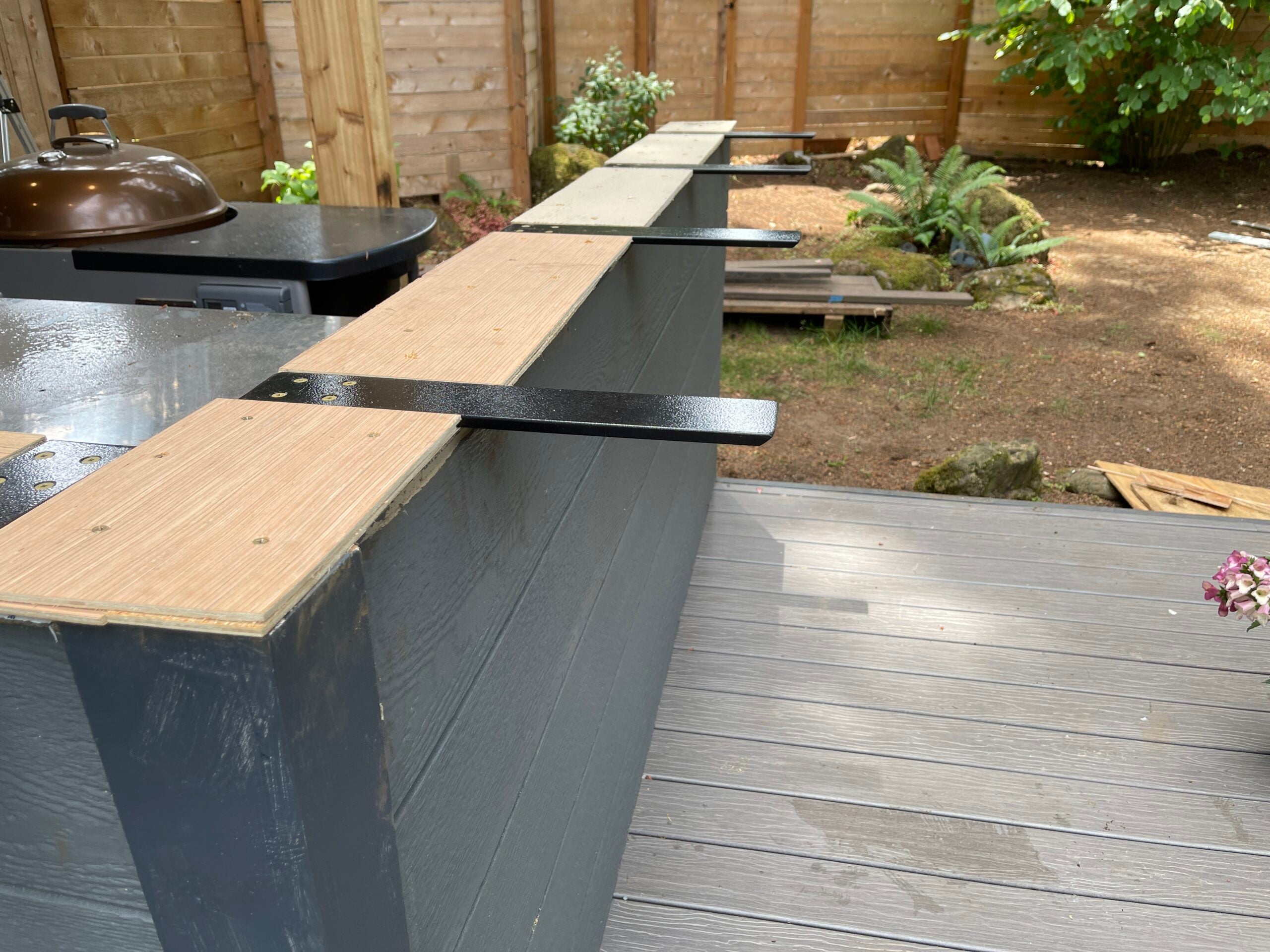 Countertop Overhang Support