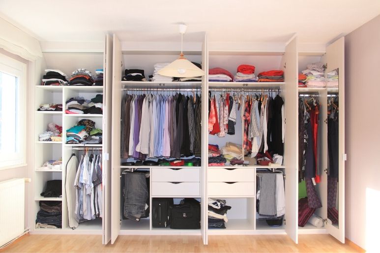 The Benefits of Custom Closets in a Home
