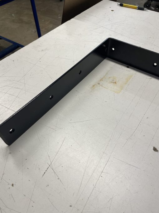 Right Angle Countertop Overhang Support Bracket