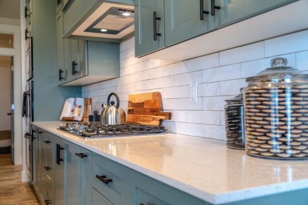 How Countertop Support Brackets Prevent Warping and Cracking